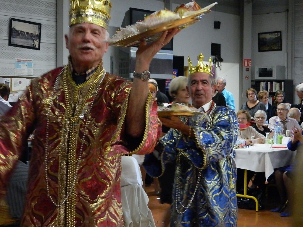 AOBR 2016 01 17 MARSEILLE GATEAU DES ROIS ET LES VOEUX  (28).JPG -                                
